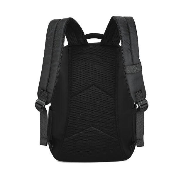 Mochila Yuba para Laptop 15.6" Negra
